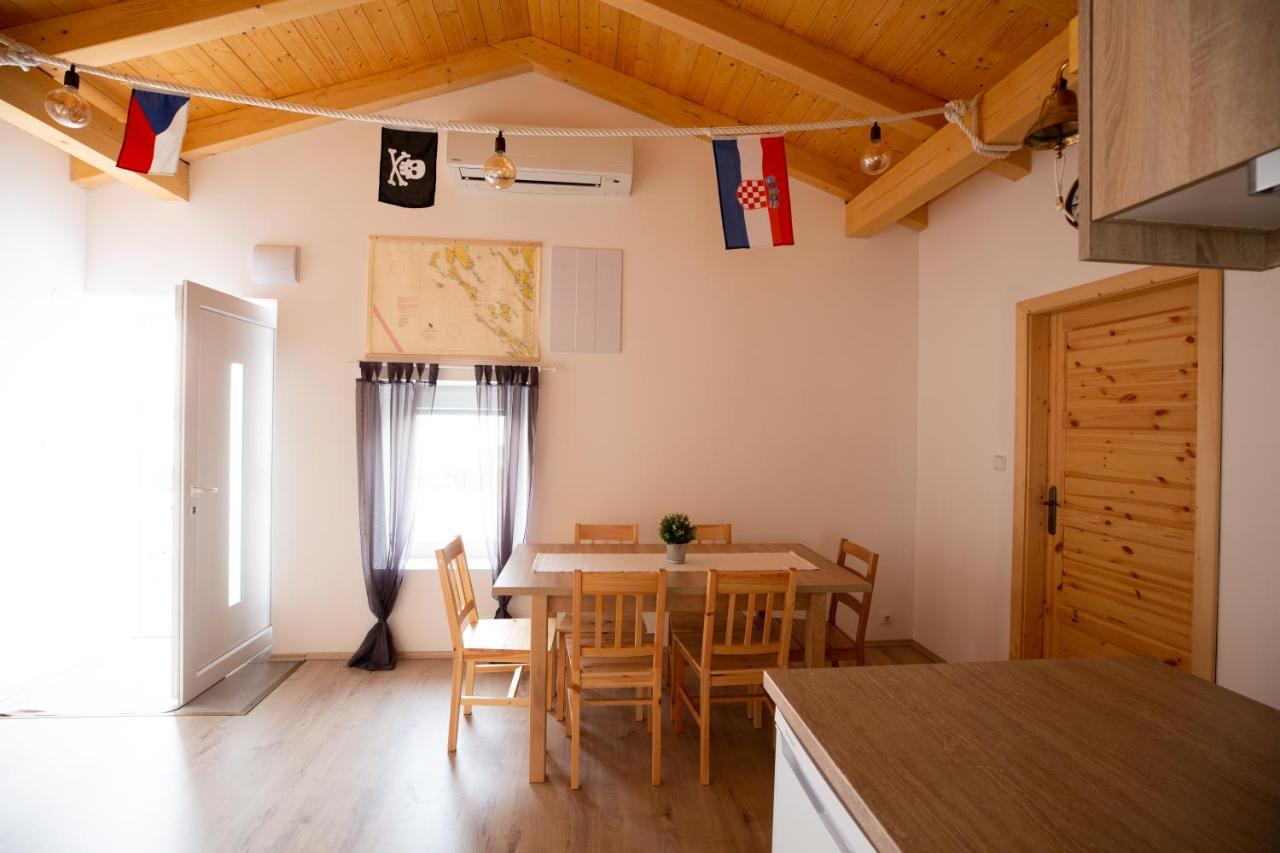 Kuca Nerezinka Διαμέρισμα Nerezine Εξωτερικό φωτογραφία